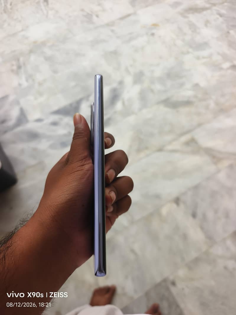 Tecno CAMON 30S 6