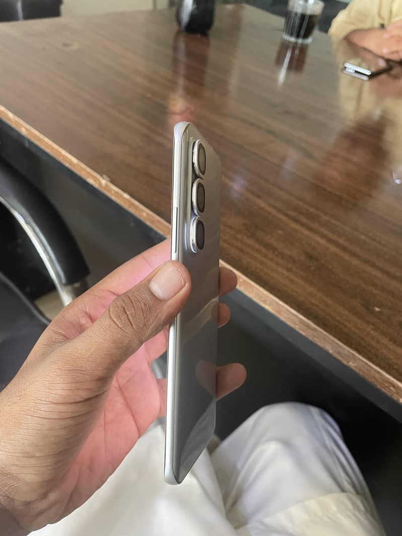 Infinix 0