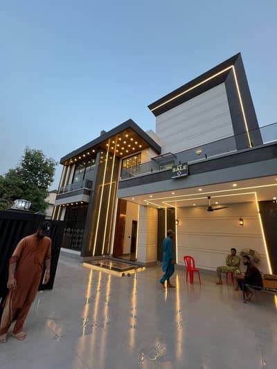 1 Kanal Beautiful Plot For sale