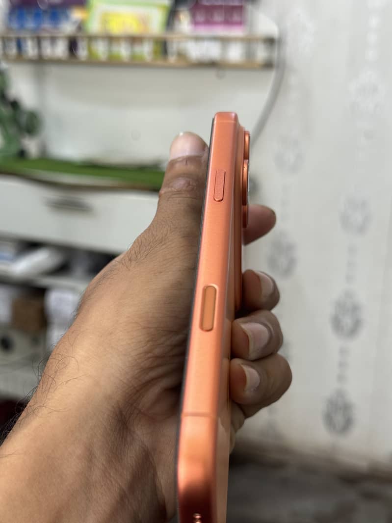 Apple iPhone 17 Pro Max 1