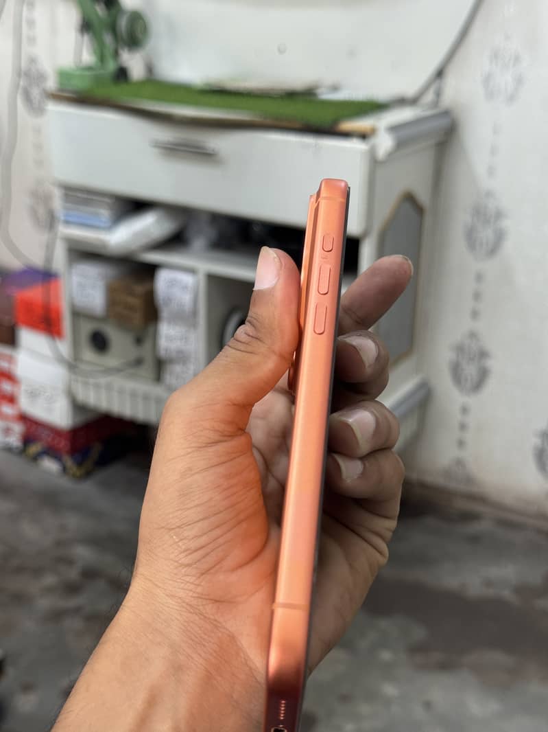 Apple iPhone 17 Pro Max 2