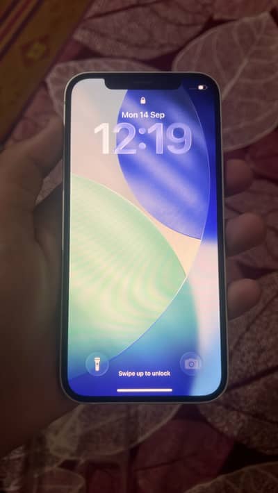 Apple iPhone 12