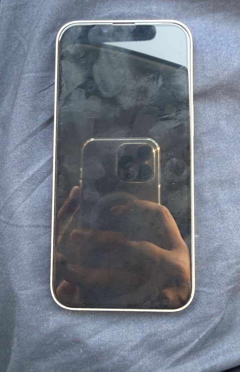 Apple iPhone 13 4