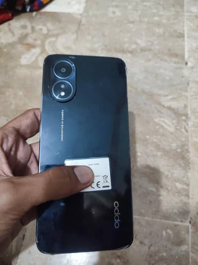 OPPO A18 4 128 mobile aur box available seld mobile hai