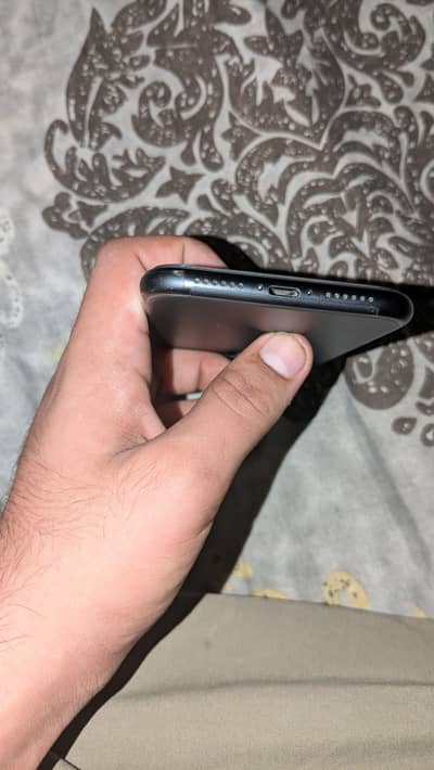 Apple iPhone XR