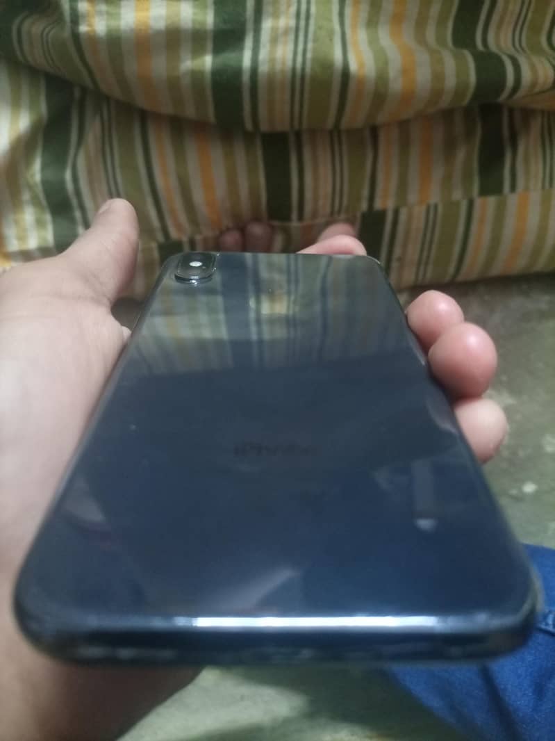Apple iPhone X 2