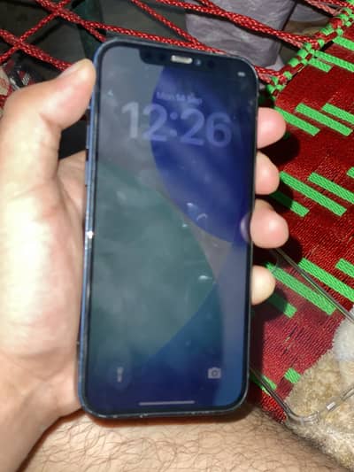 Apple iPhone 12