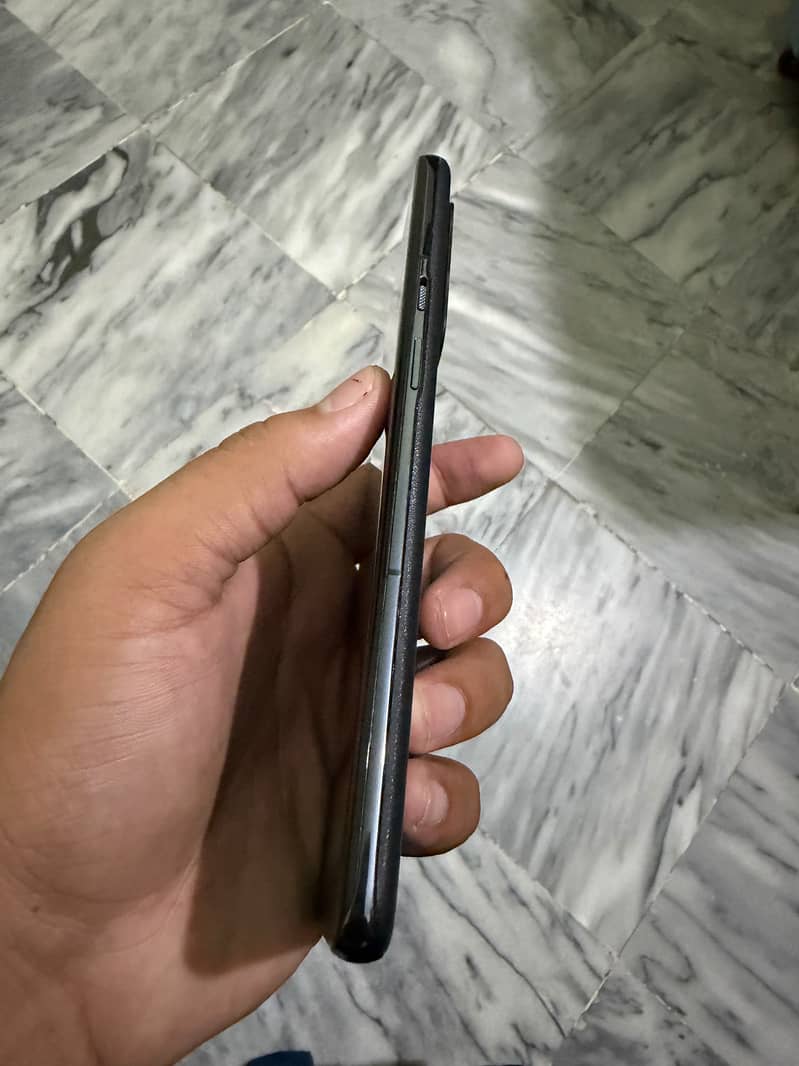 One Plus 9 Pro 7