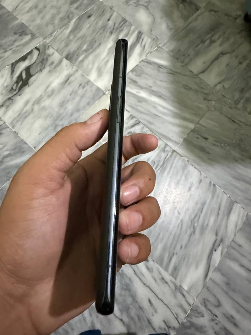 One Plus 9 Pro 8