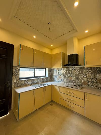 5 marla house for sale in 9 TOWN C block