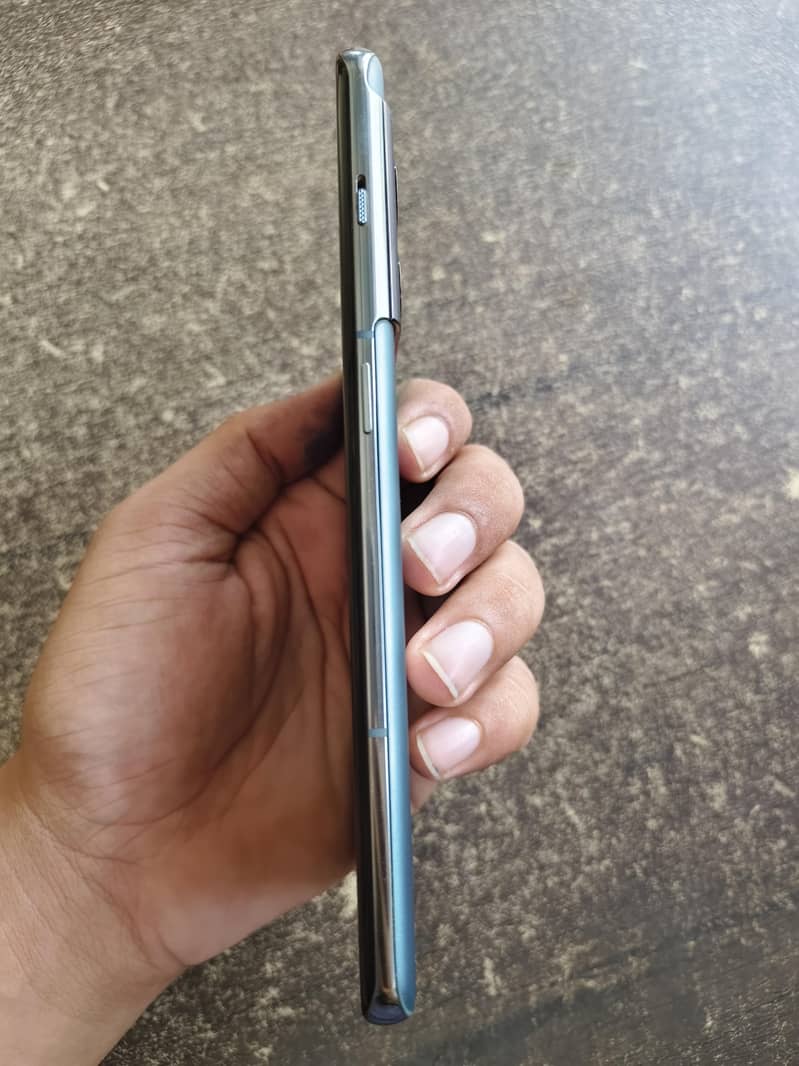 One plus 10 pro 5g 4