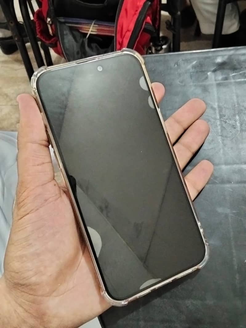 Apple iPhone 14 Pro Max 1