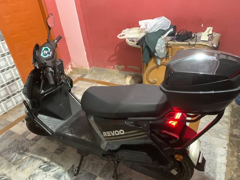 Revoo c35 7