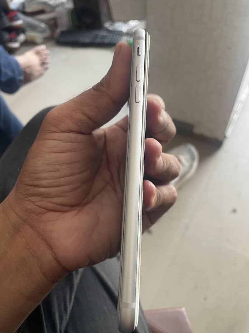 iPhone 8plus256 2