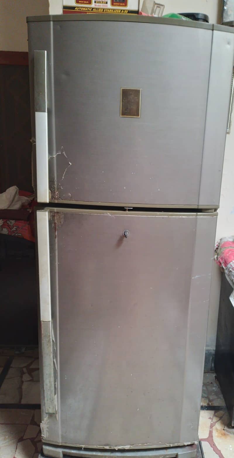 DAWLANCE 2016 MODEL FRIEDGE 4