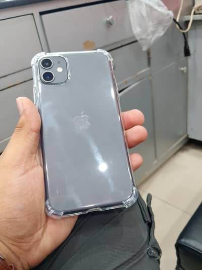 Apple iPhone 11