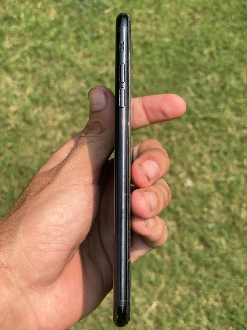 Apple iPhone 7 Plus 4