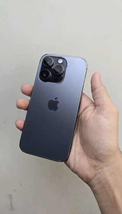 iPhone 14 Pro ( EXCHANGE POSSIBLE)