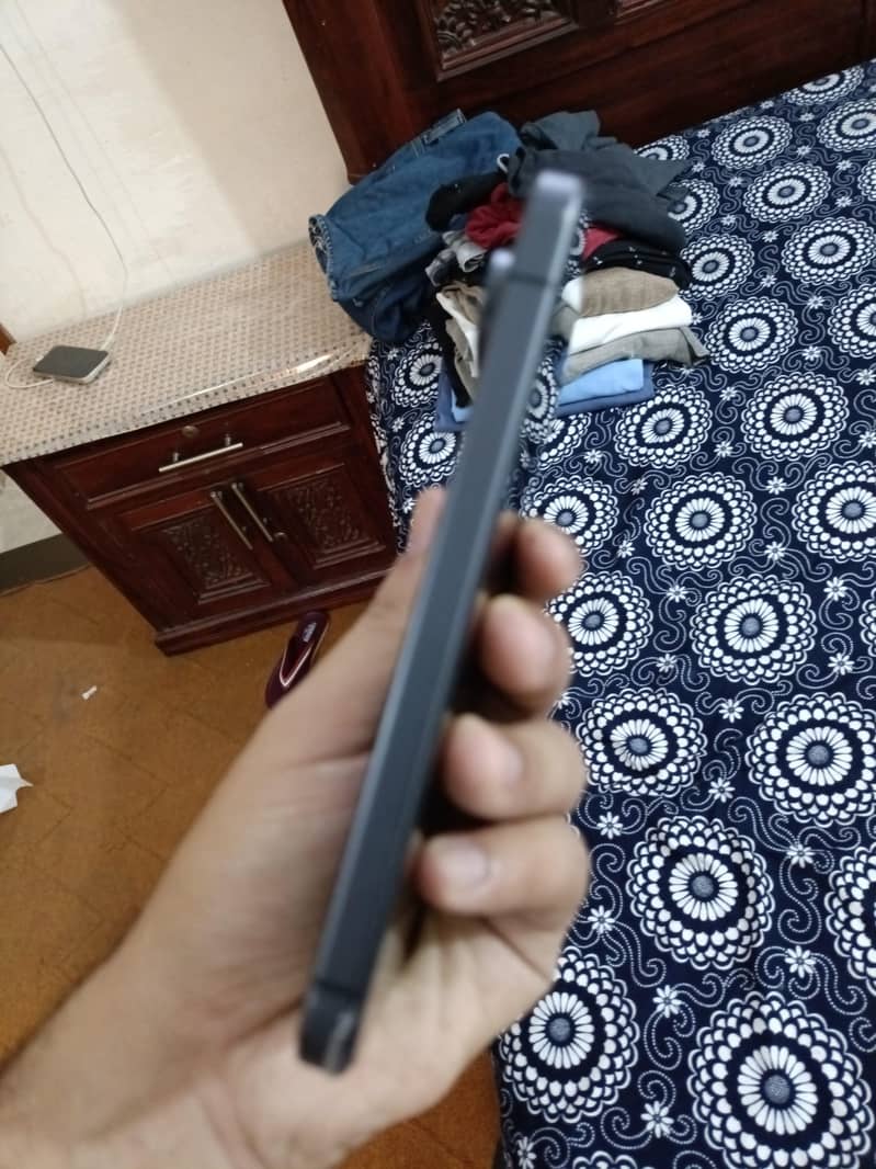 Google Pixel 9 2
