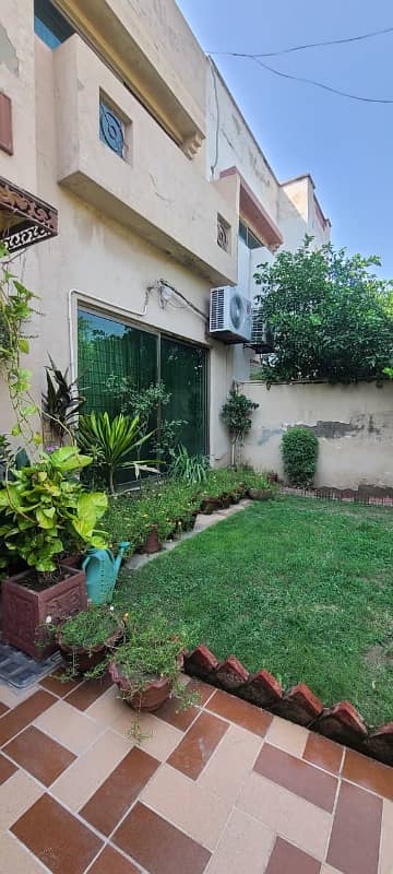 10 Marla Brand New House For Sale In Askari 10 Lahore | Near Park