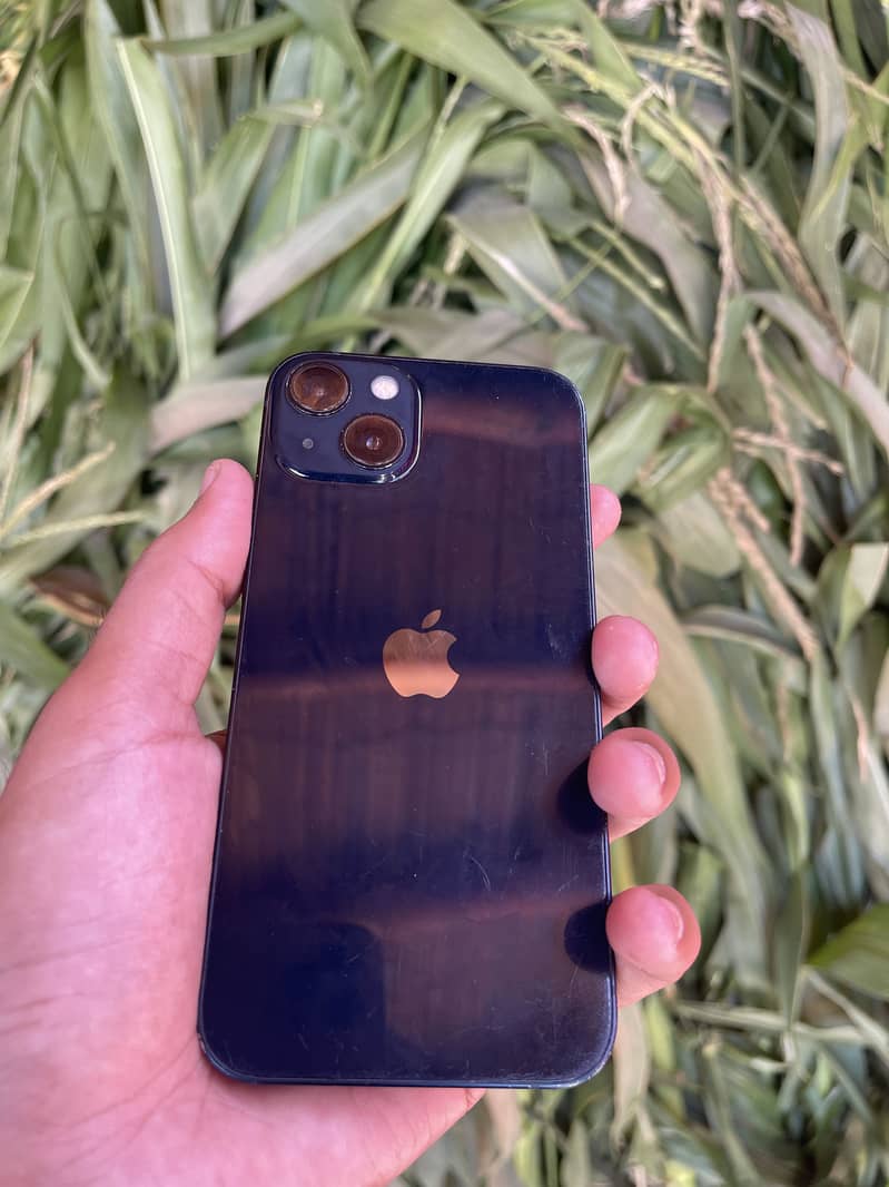 Apple iPhone 13 3