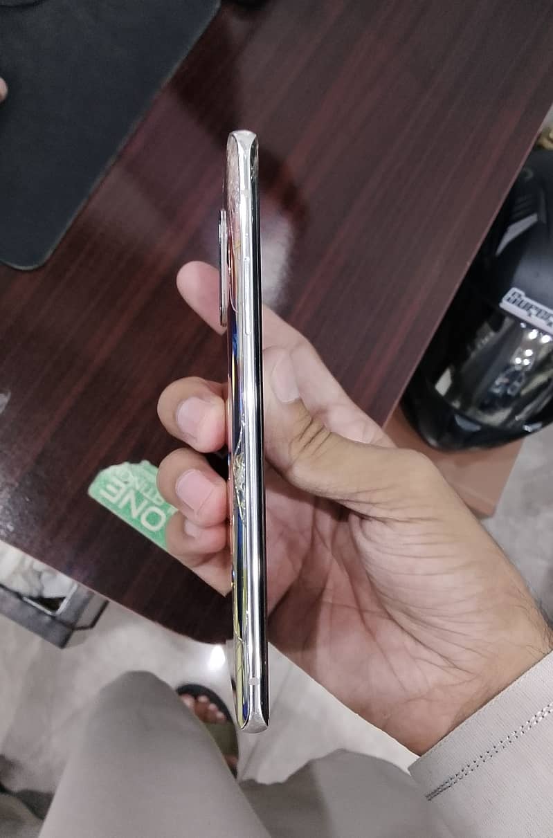 One Plus 8 3