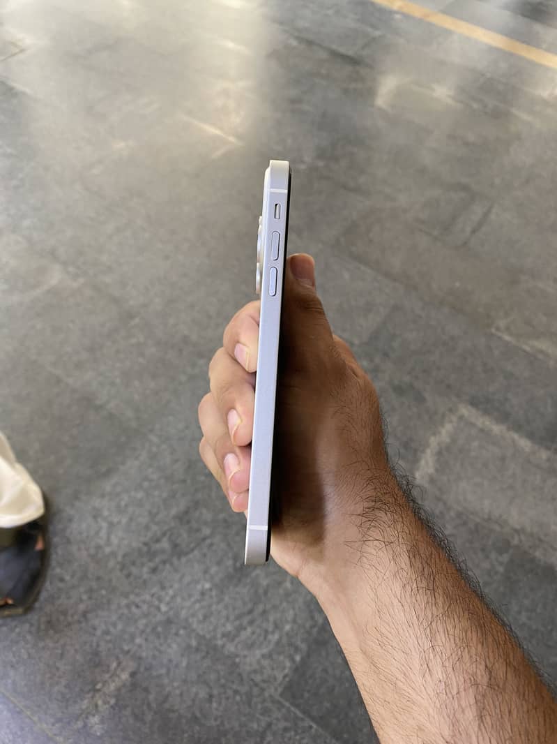 Apple iPhone XR 3