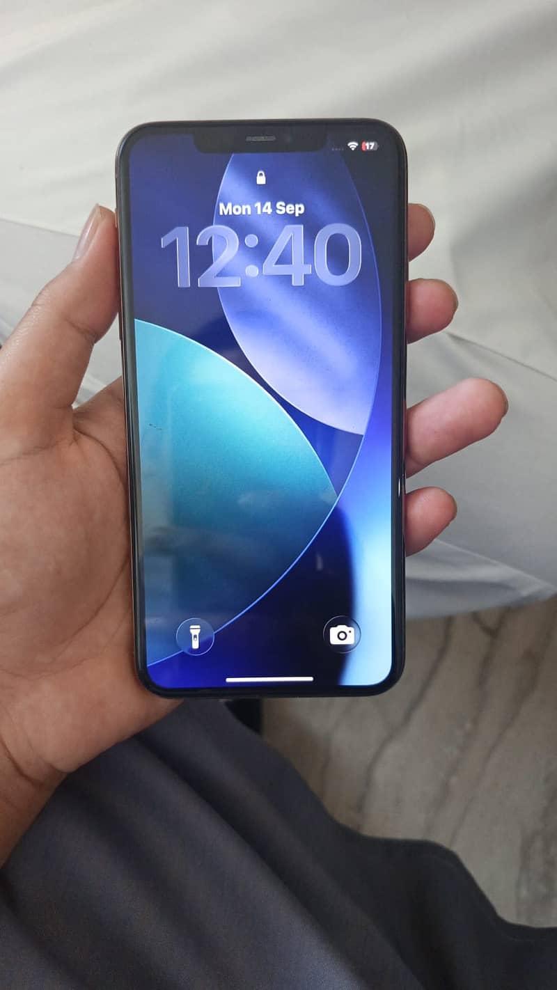 Apple iPhone 11 Pro Max 7