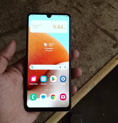 Samsung A32  6/128 full box
