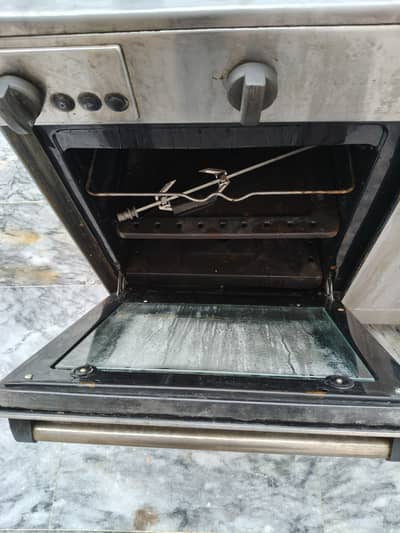 NASGAS 5 Burner Cooking Range | Double Oven | Used | Good Condition