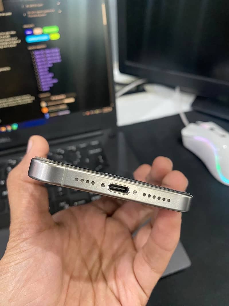 Iphone 15 pro max e sim working 2