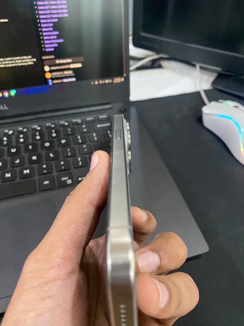Iphone 15 pro max e sim working 4
