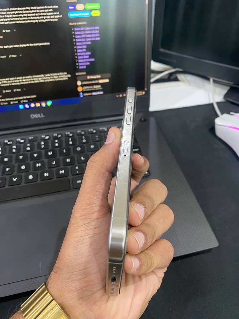 Iphone 15 pro max e sim working 5