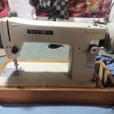 japani Brother B622 sewing machine