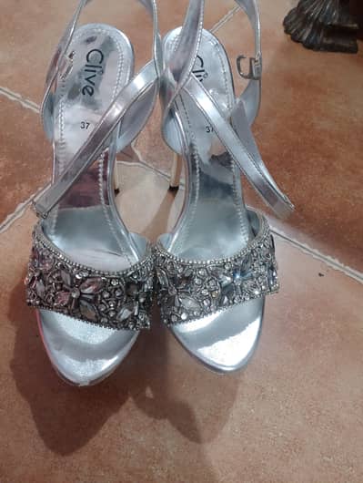 Clive shoes