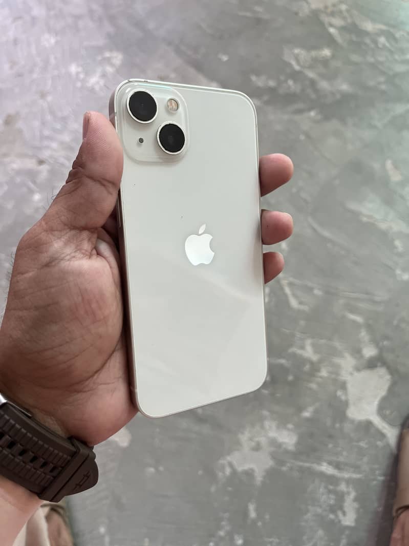 Apple iPhone 13 2