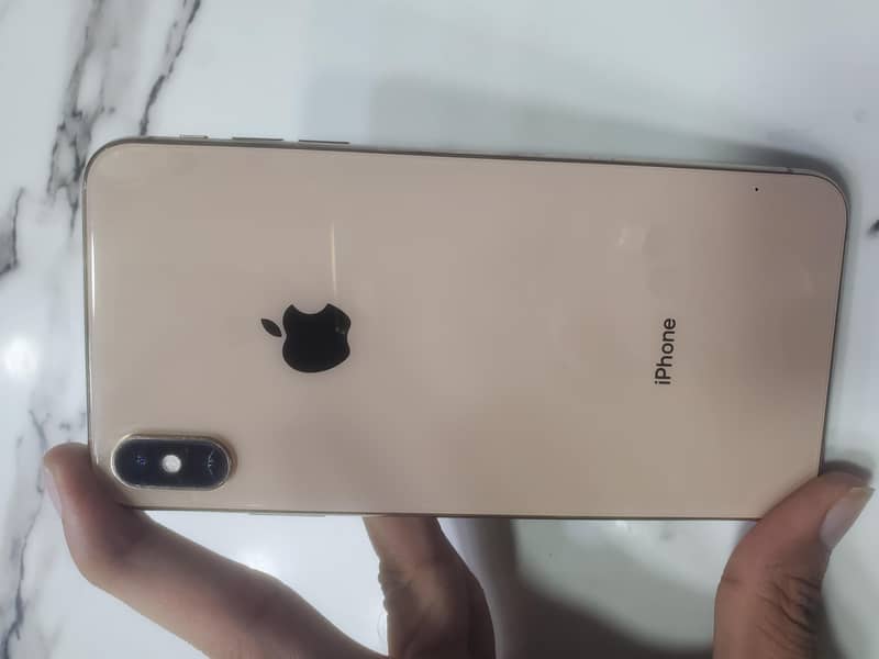 Apple iPhone XS Max 0