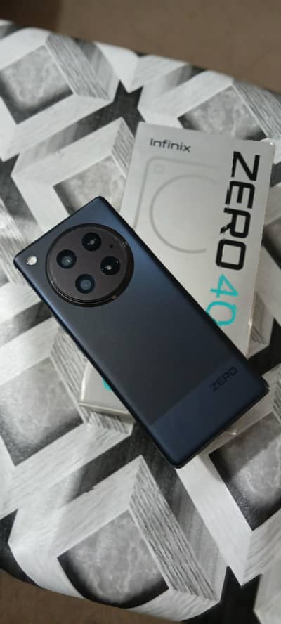 Infinix Zero 40