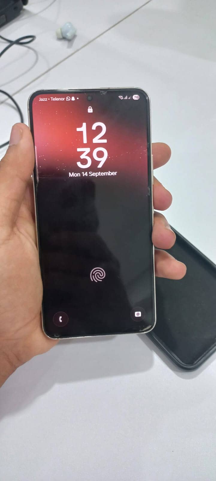 Samsung S22 2