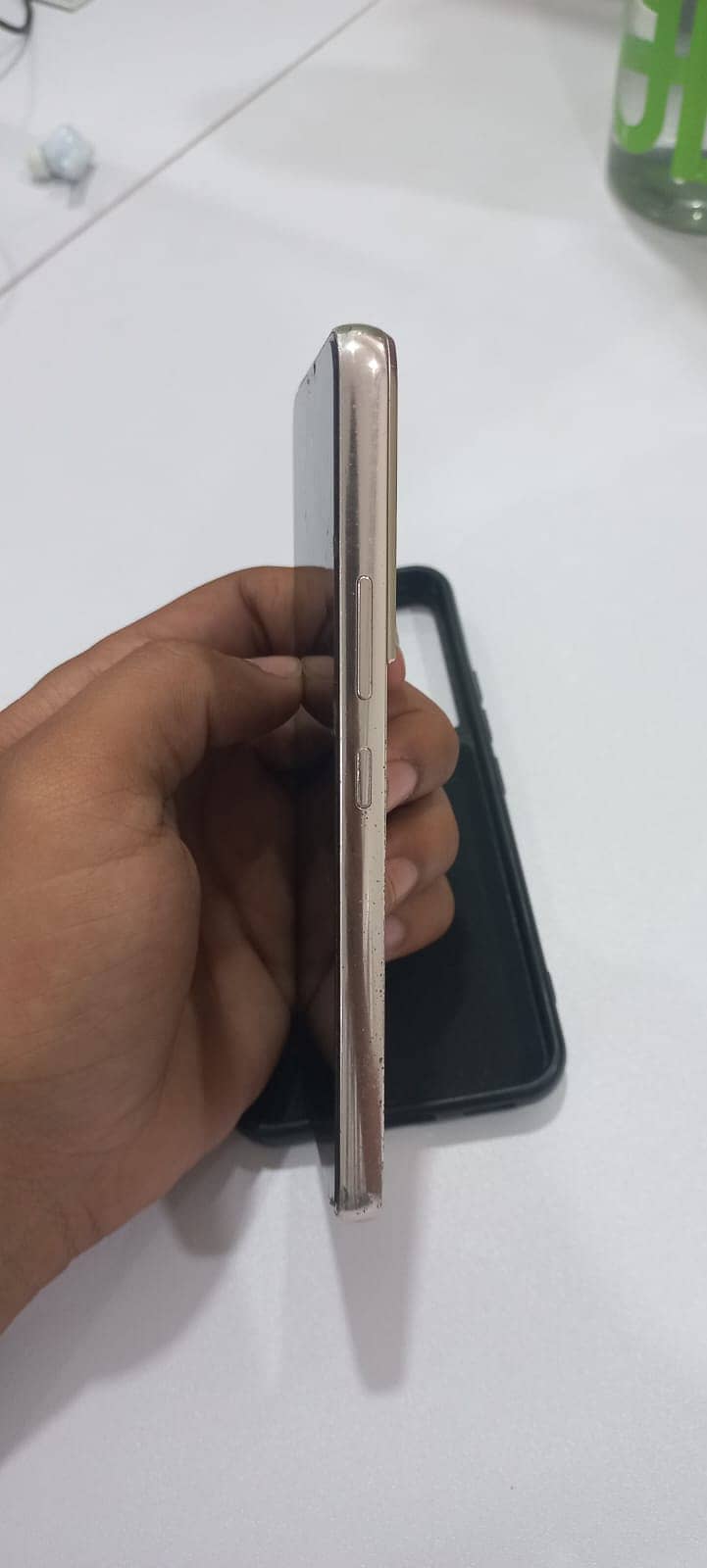 Samsung S22 3
