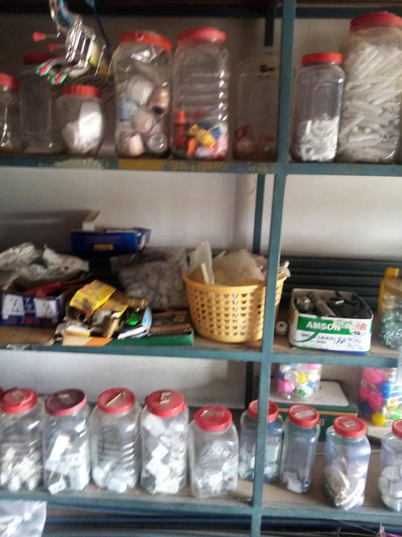 unique electric store 4