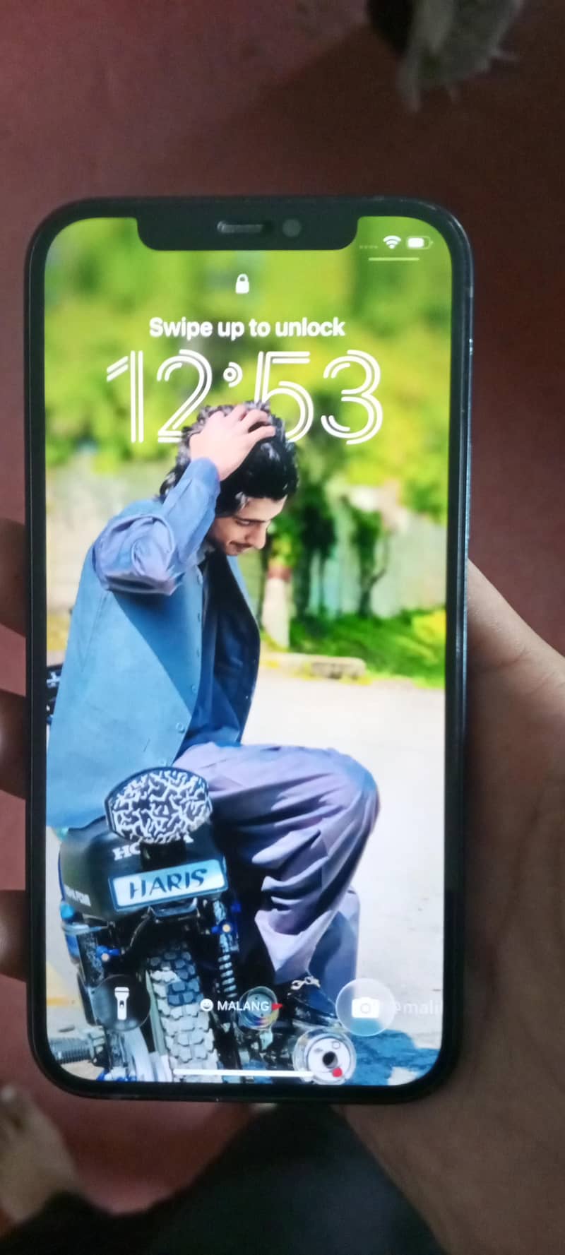Apple iPhone 12 1