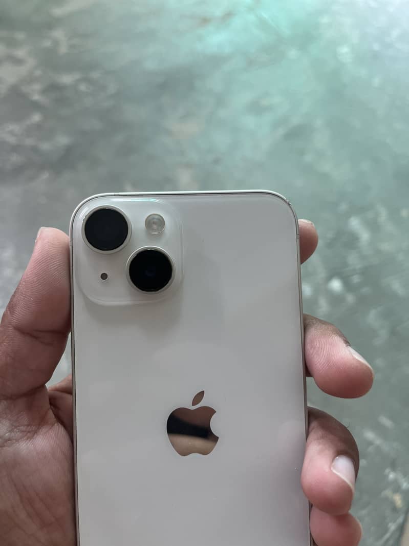 Apple iPhone 14 3