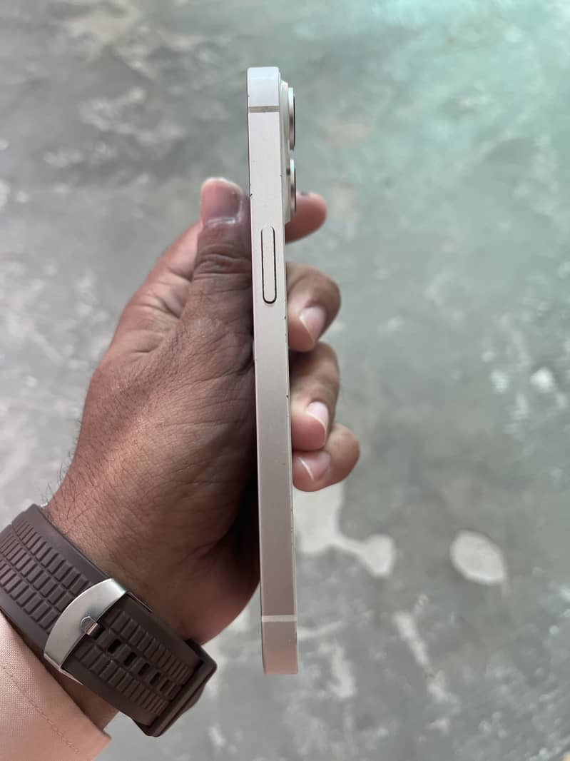 Apple iPhone 14 5