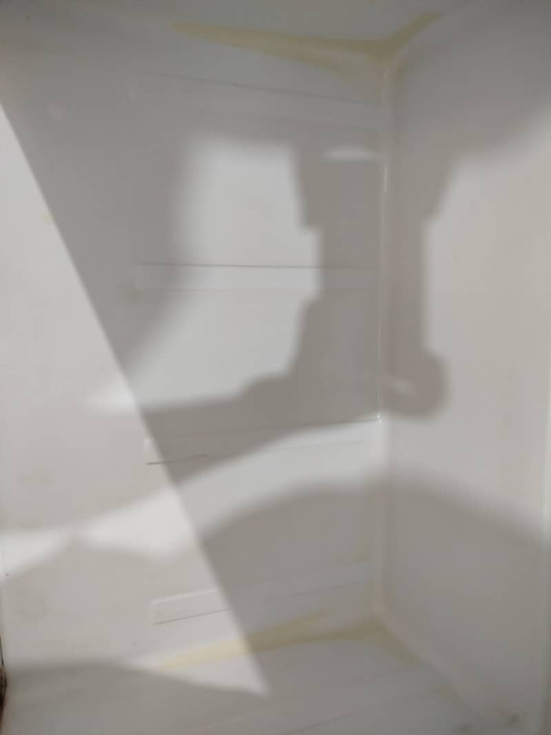 Dawlance Medium Size Refrgerator 14