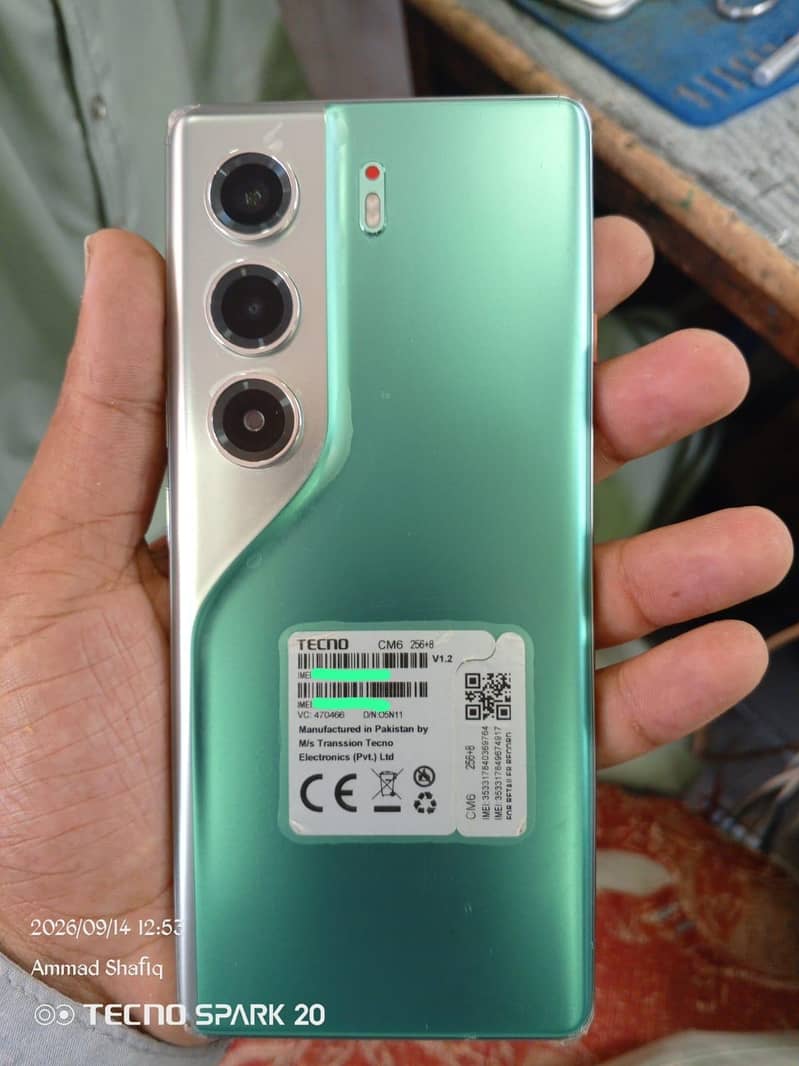Tecno CAMON 40 Pro 0