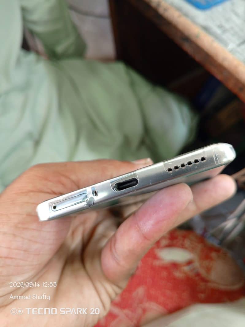 Tecno CAMON 40 Pro 2