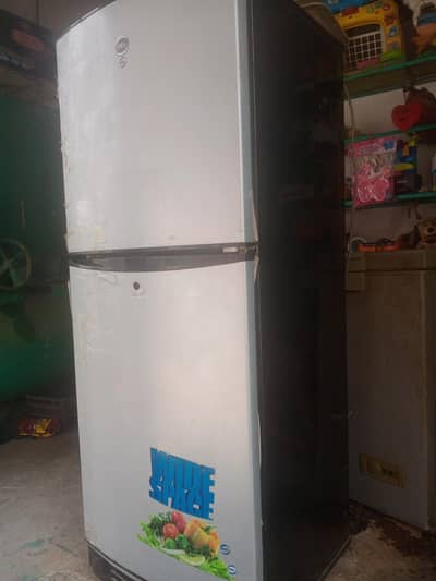 pel refrigerator samll siza ganen condition