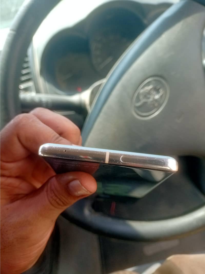 Google Pixel 7 Pro 4