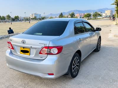 Toyota Corolla GLI 2011